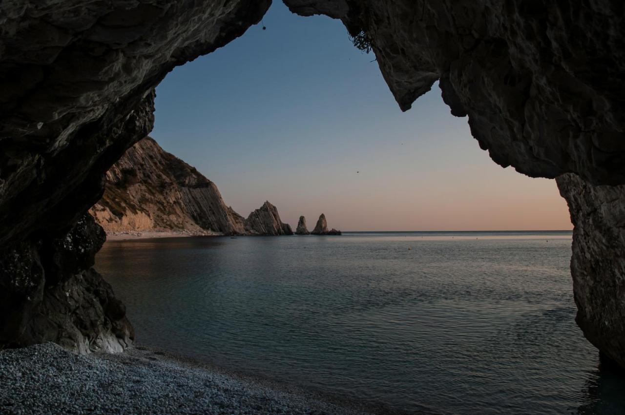شقة Loft Sul Mare سيرولو الغرفة الصورة