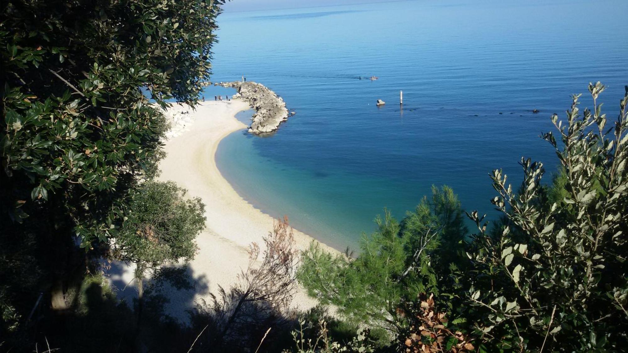 شقة Loft Sul Mare سيرولو الغرفة الصورة